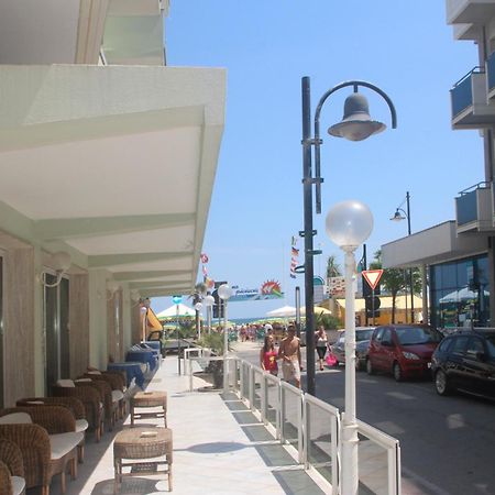 Hotel Bellavista-Olympic Rimini Extérieur photo